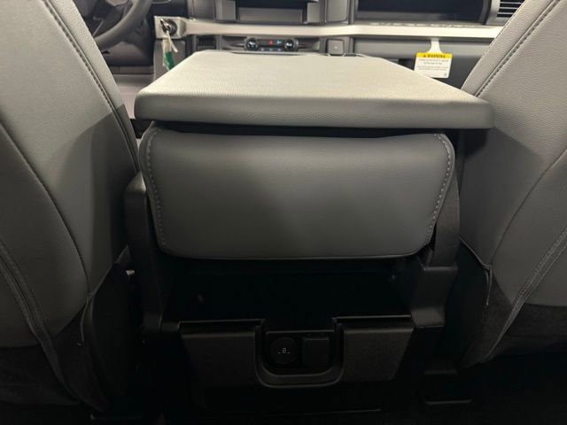 New 2026 Ford F250 XL w/ XL Chrome Package image 15