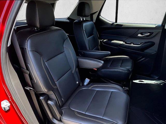 Used 2021 Chevrolet Traverse RS FWD image 28