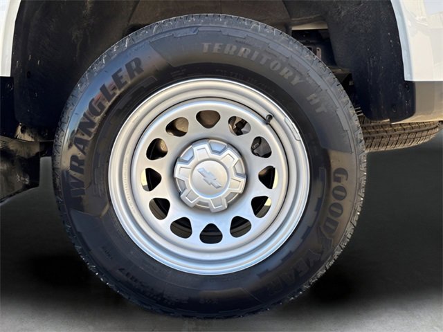 Used 2024 Chevrolet Colorado W/T w/ WT Convenience Package II image 9