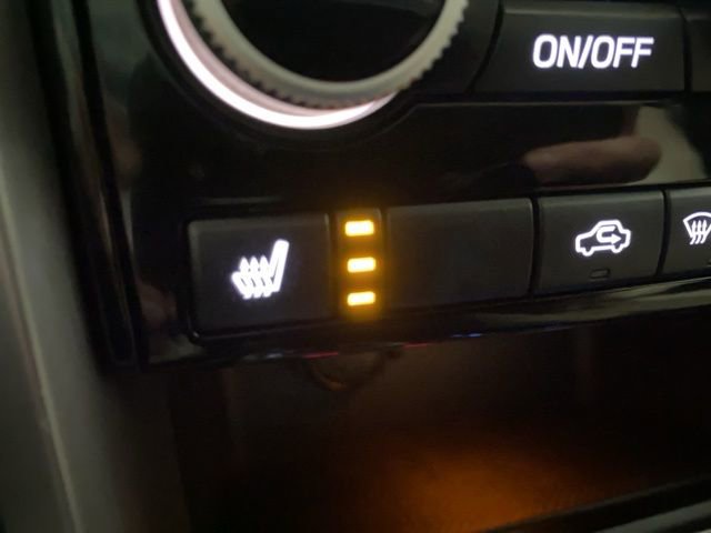 Used 2022 Subaru Ascent Limited w/ Technology Package image 21