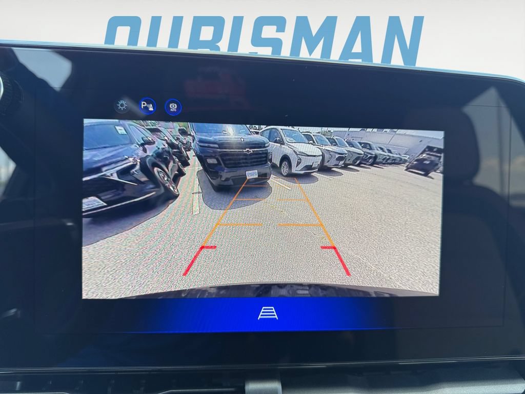 New 2027 Chevrolet Equinox ACTIV FWD image 18