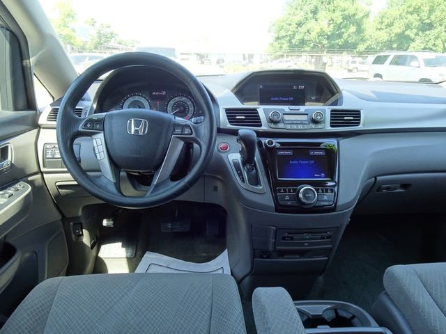 Used 2016 Honda Odyssey SE image 19