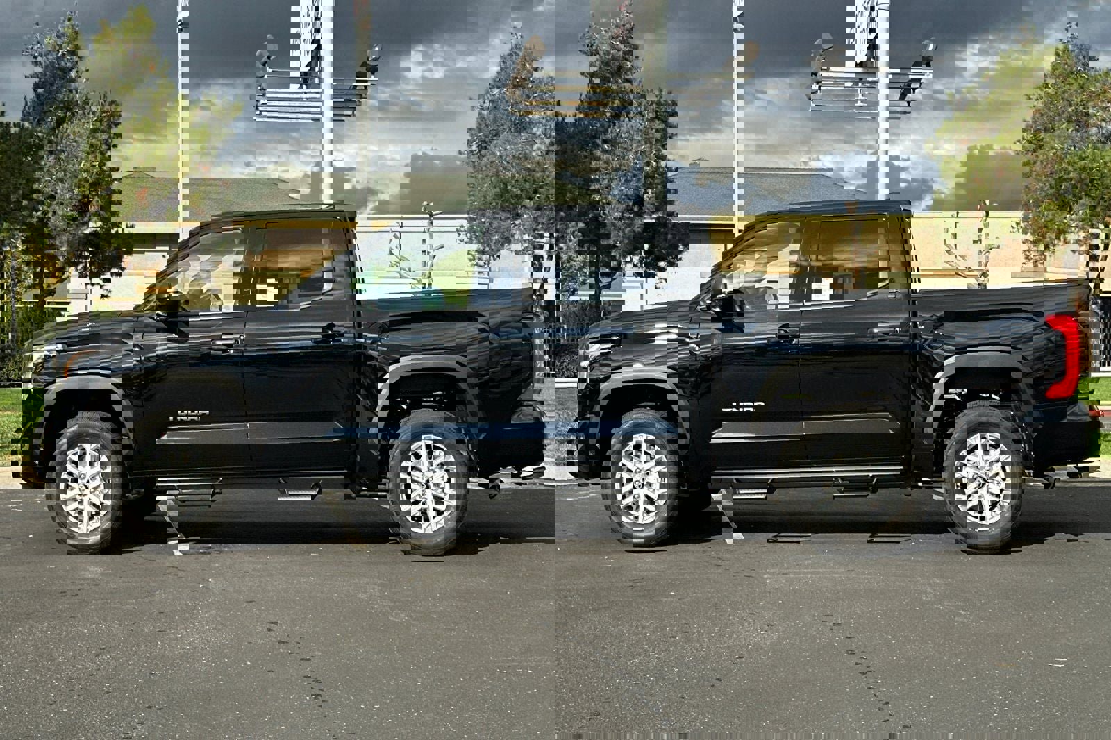 New 2026 Toyota Tundra SR5 image 7