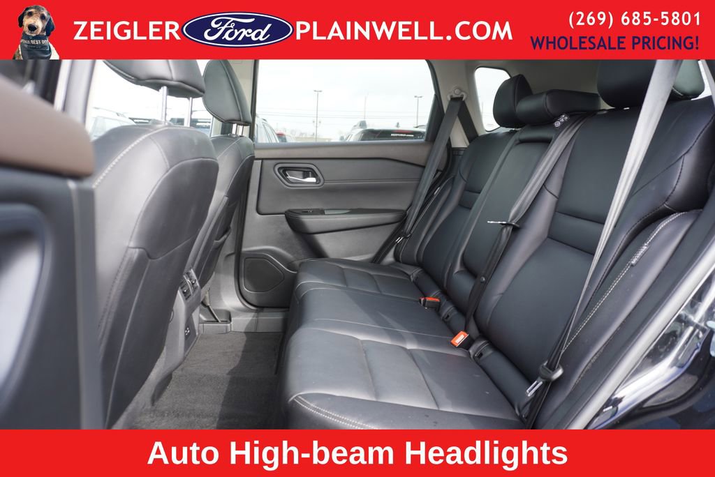 Used 2023 Nissan Rogue SL image 10