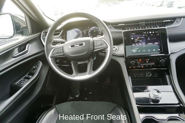 Used 2023 Jeep Grand Cherokee Altitude image 10