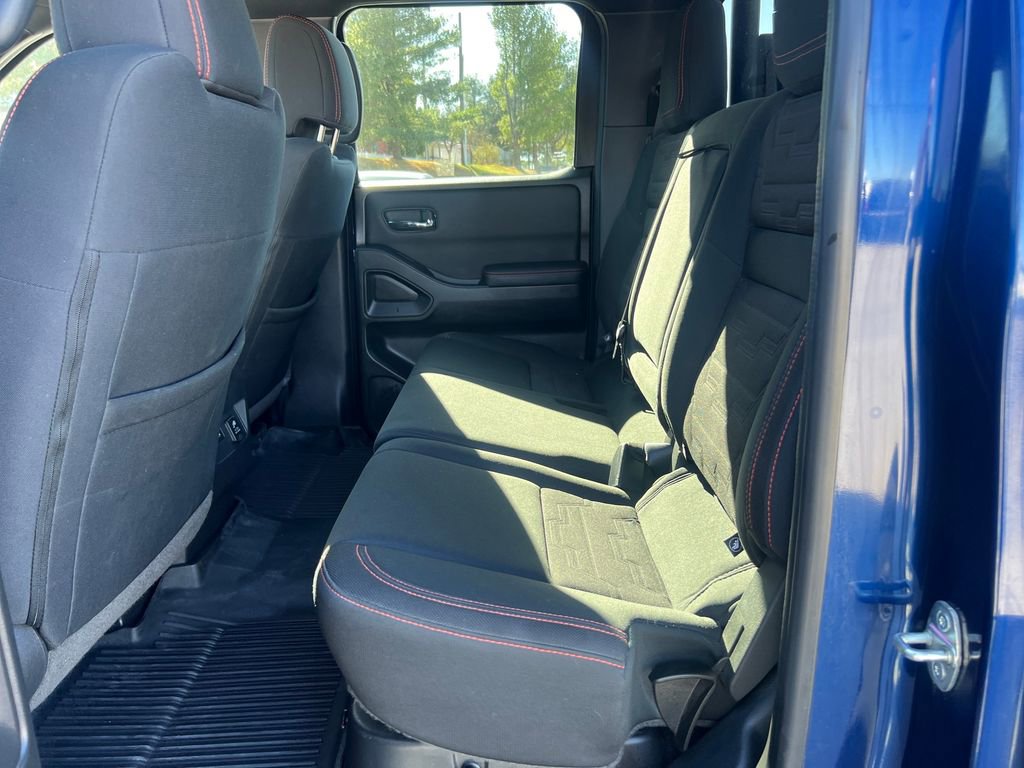 Used 2022 Nissan Frontier PRO-4X image 25
