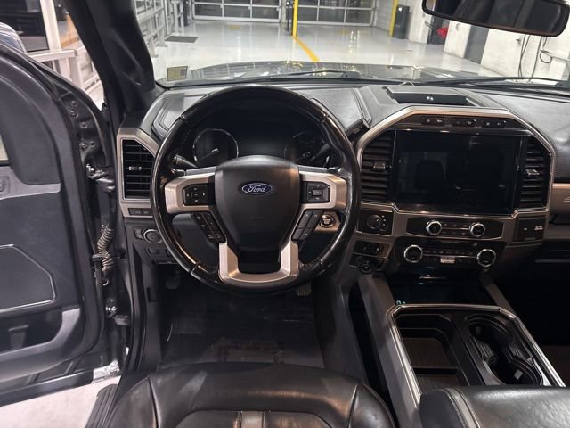 Used 2022 Ford F350 Platinum image 19