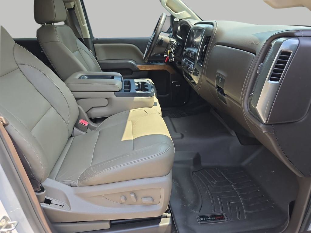 Used 2018 Chevrolet Silverado 1500 LTZ w/ Sport Package RWD image 8