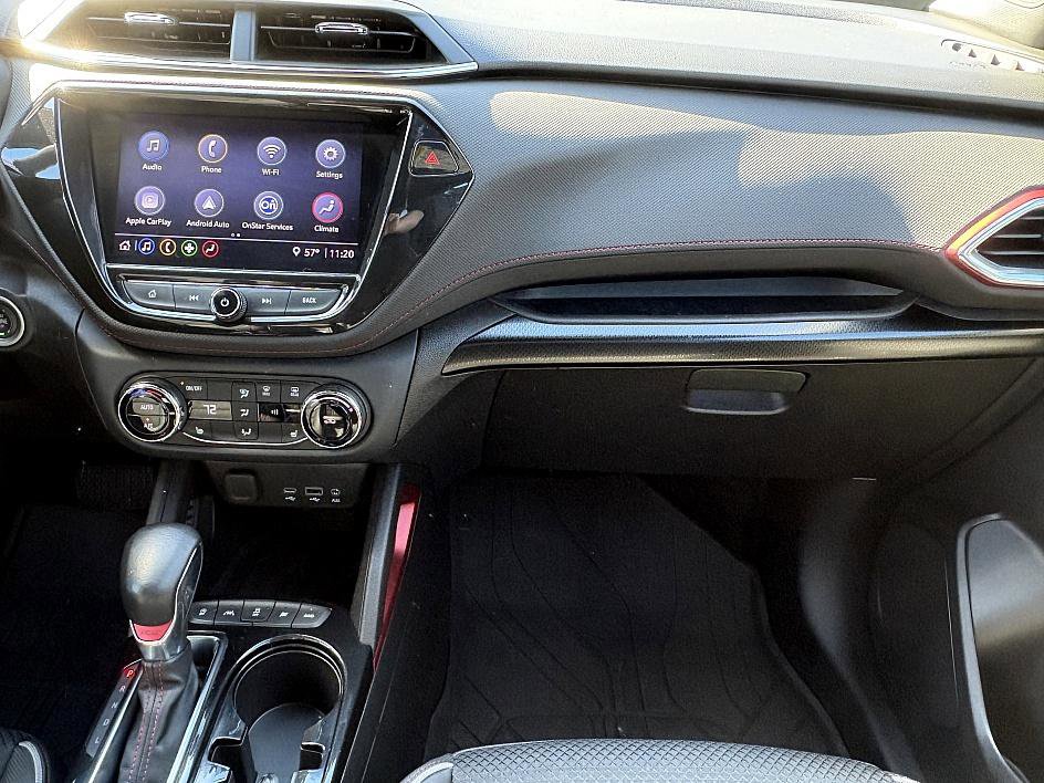 Used 2021 Chevrolet TrailBlazer RS w/ Sun and Liftgate Package image 12