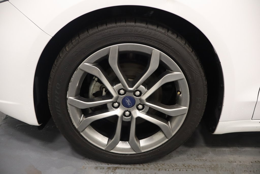 Used 2020 Ford Fusion Titanium image 25