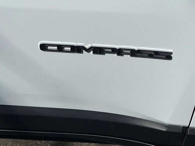 Used 2026 Jeep Compass Limited AWD/4WD image 31