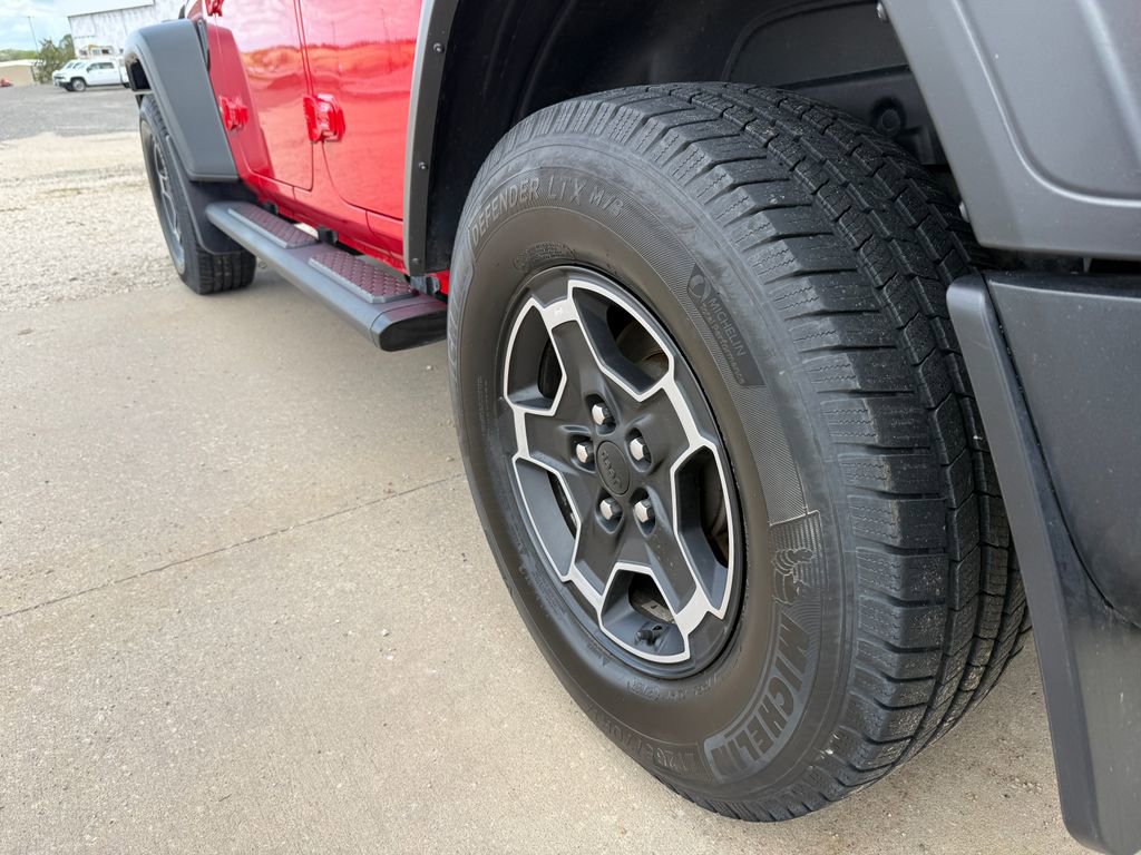 Used 2019 Jeep Wrangler Unlimited Sport S AWD/4WD image 11