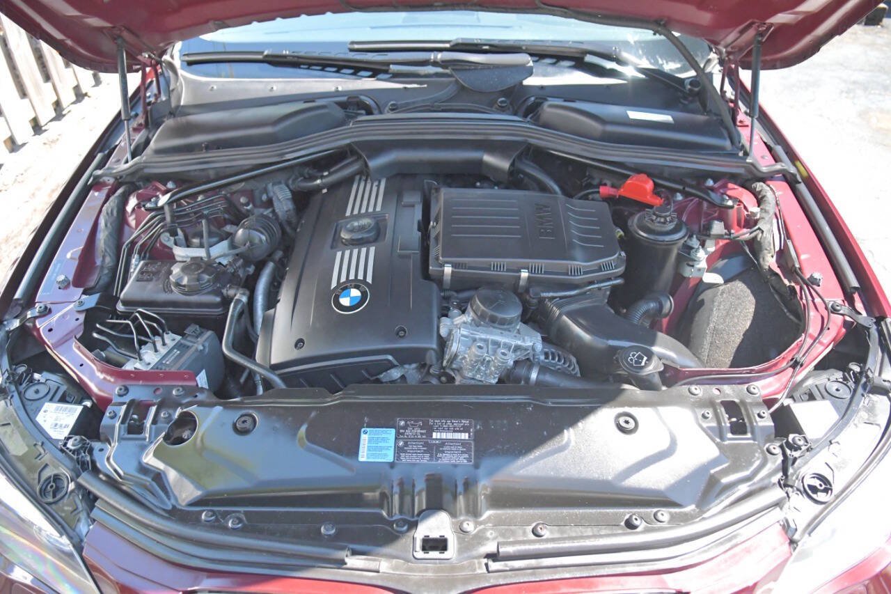 Used 2009 BMW 535i xDrive Sedan AWD/4WD image 14