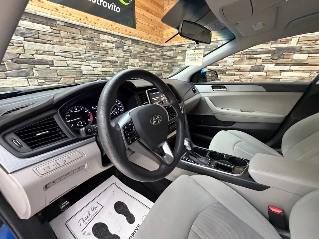Used 2018 Hyundai Sonata SE FWD image 28