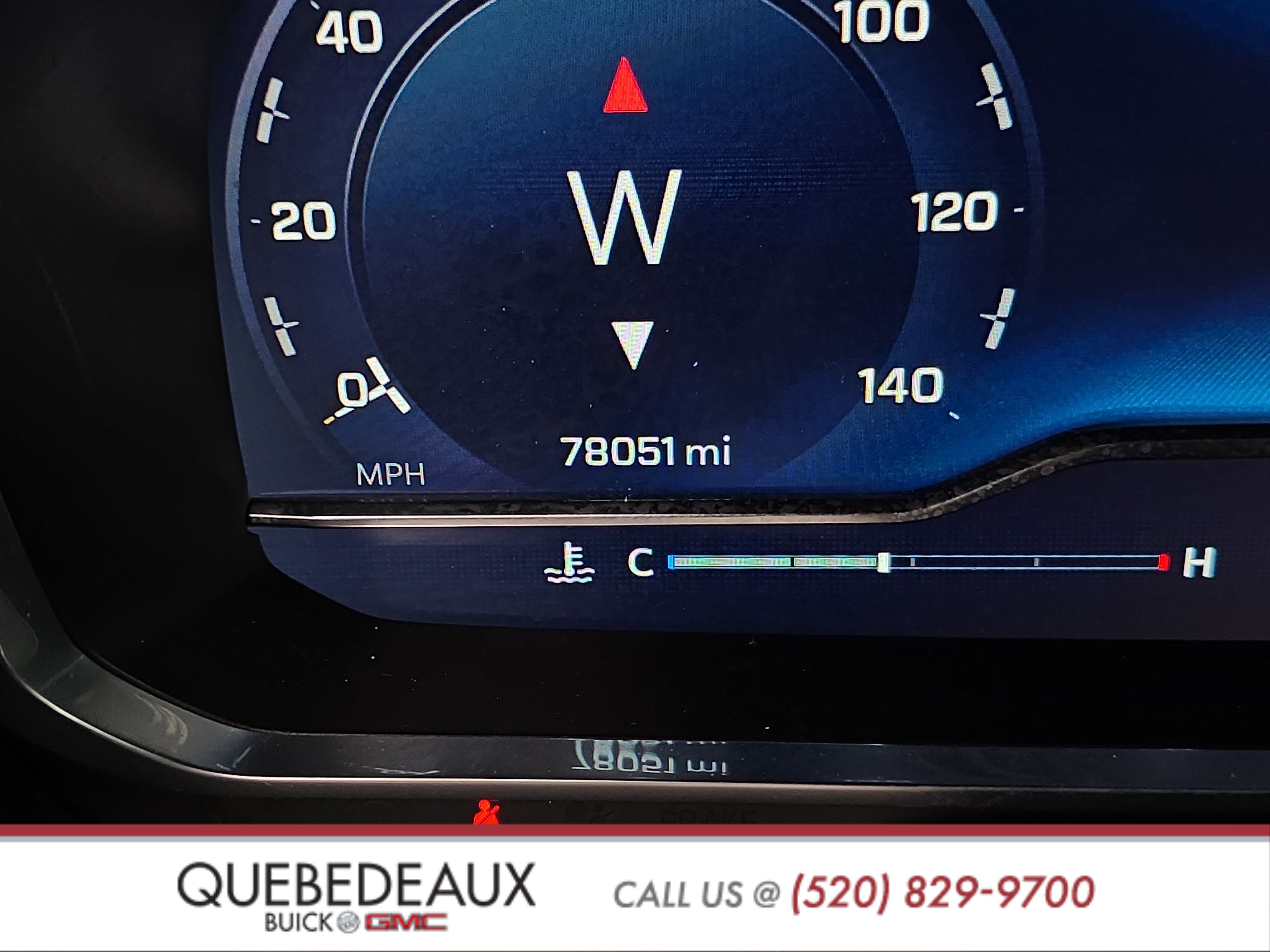 Used 2023 Chevrolet Suburban Premier RWD image 13