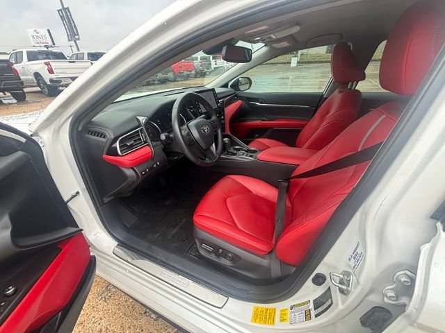 Used 2023 Toyota Camry XSE FWD image 11