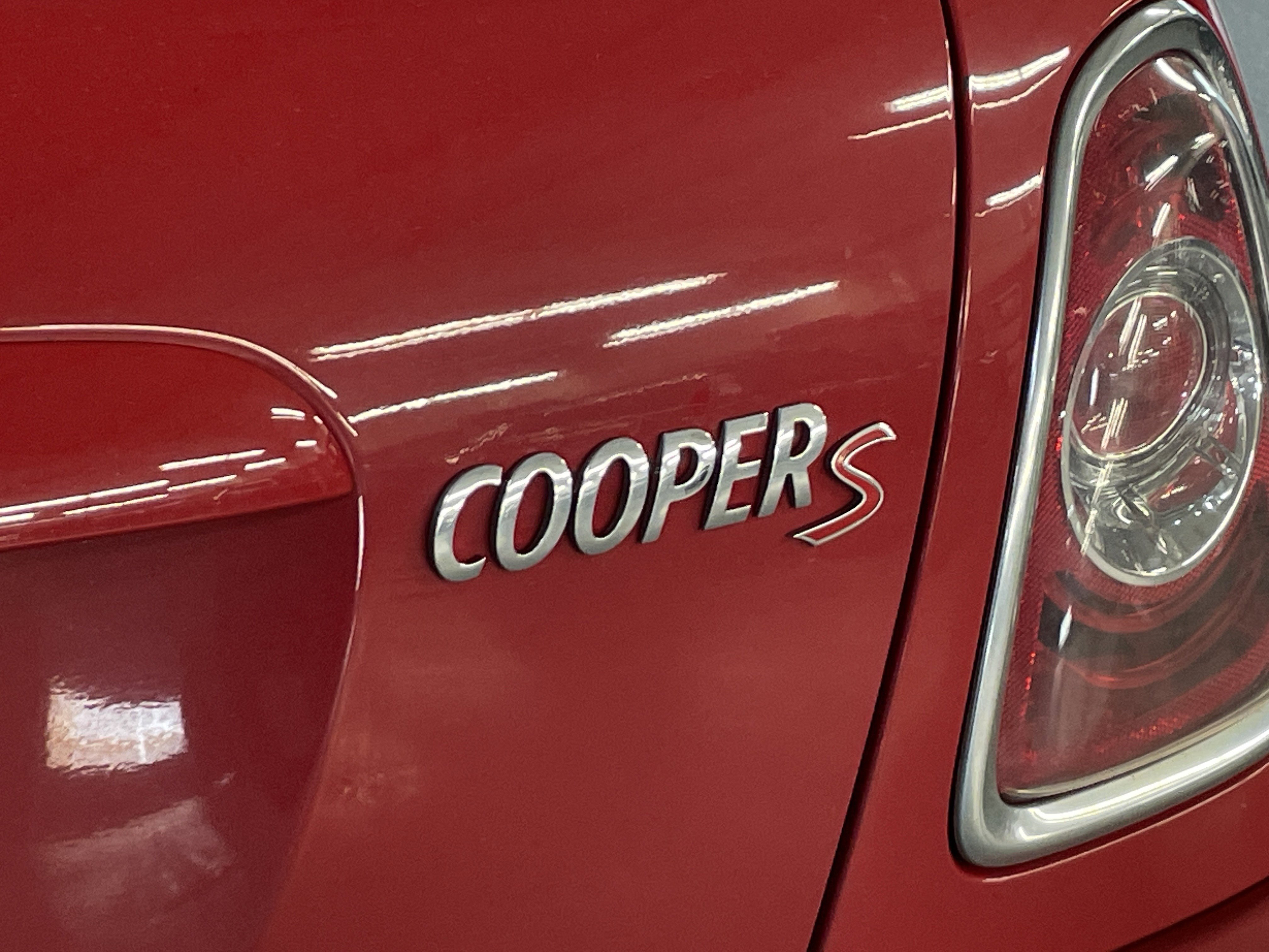 Used 2015 MINI Cooper S FWD video 2