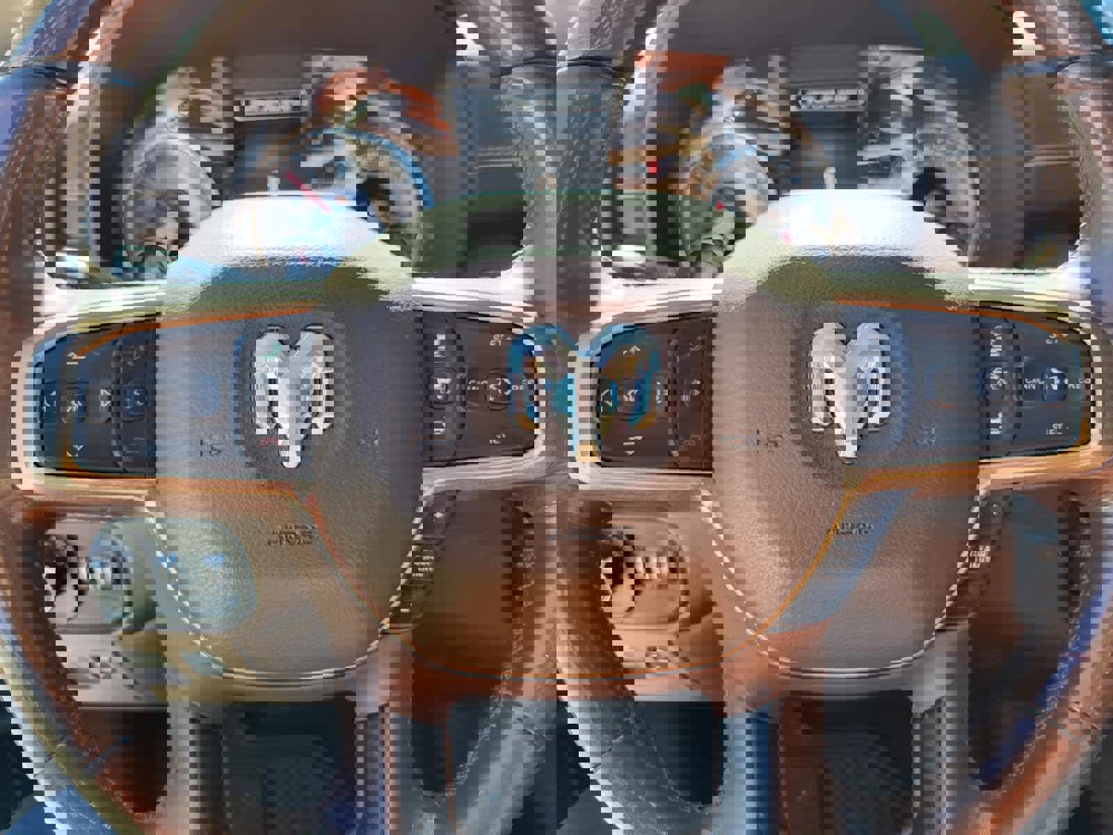 Used 2019 RAM 1500 Laramie Longhorn image 15