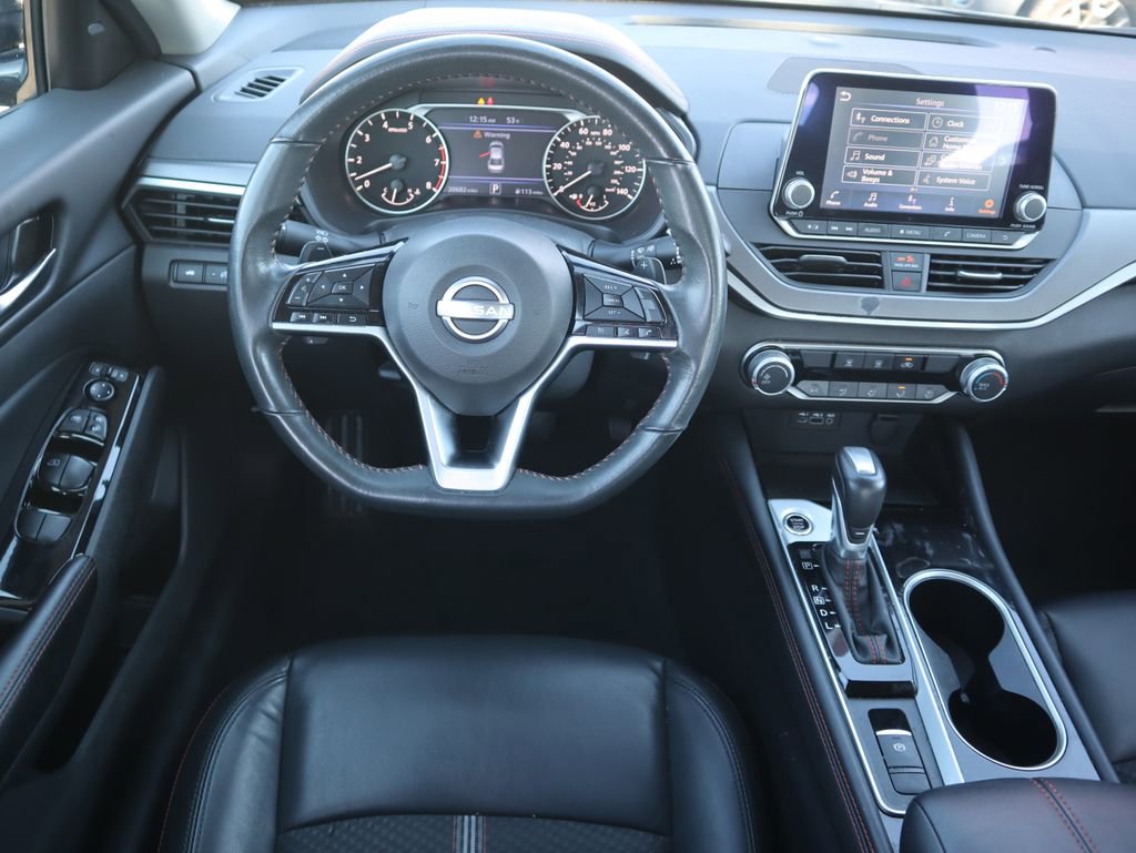 Used 2025 Nissan Altima 2.5 SR image 11