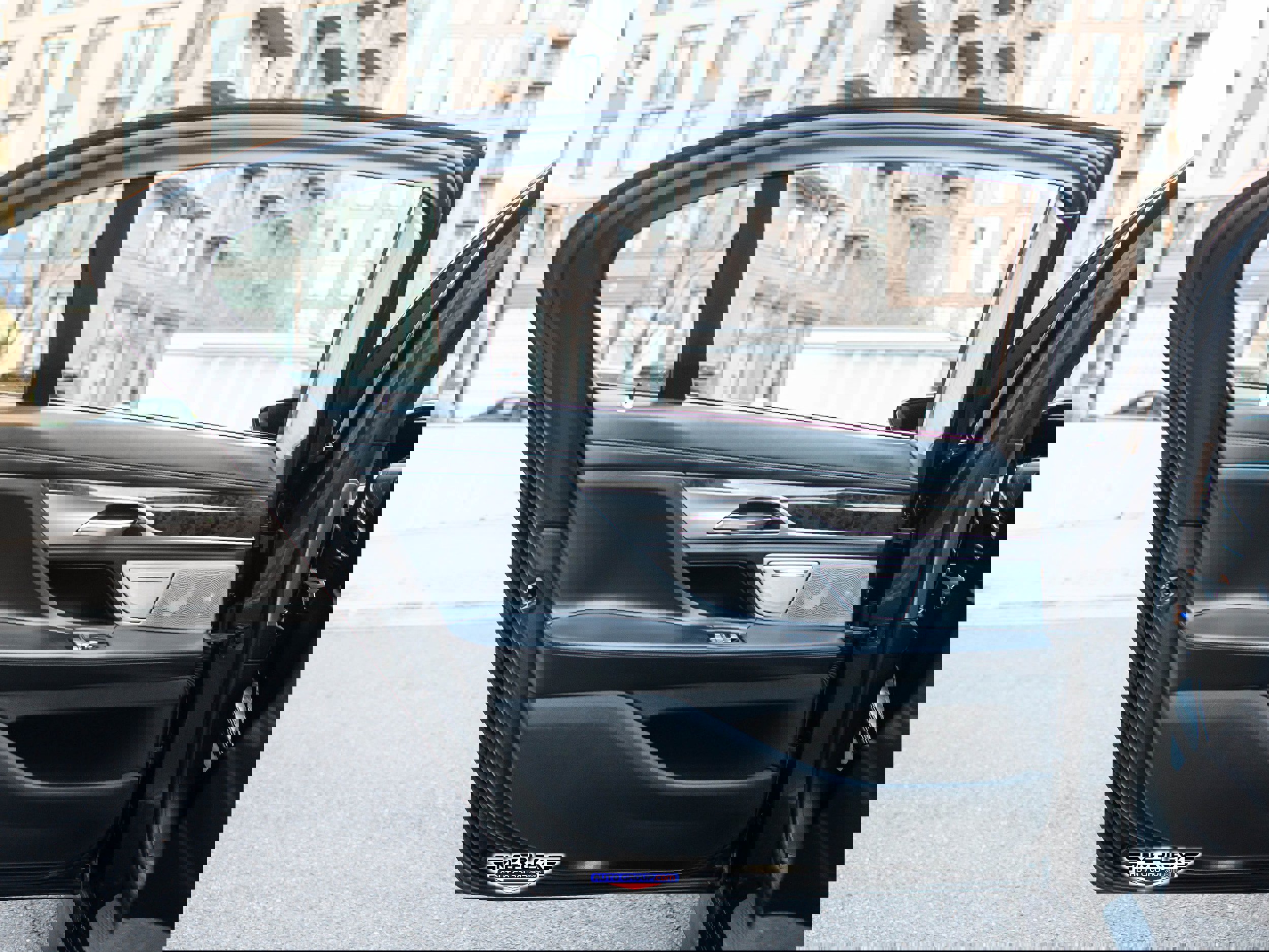 Used 2019 BMW 750i xDrive w/ Executive Package image 49