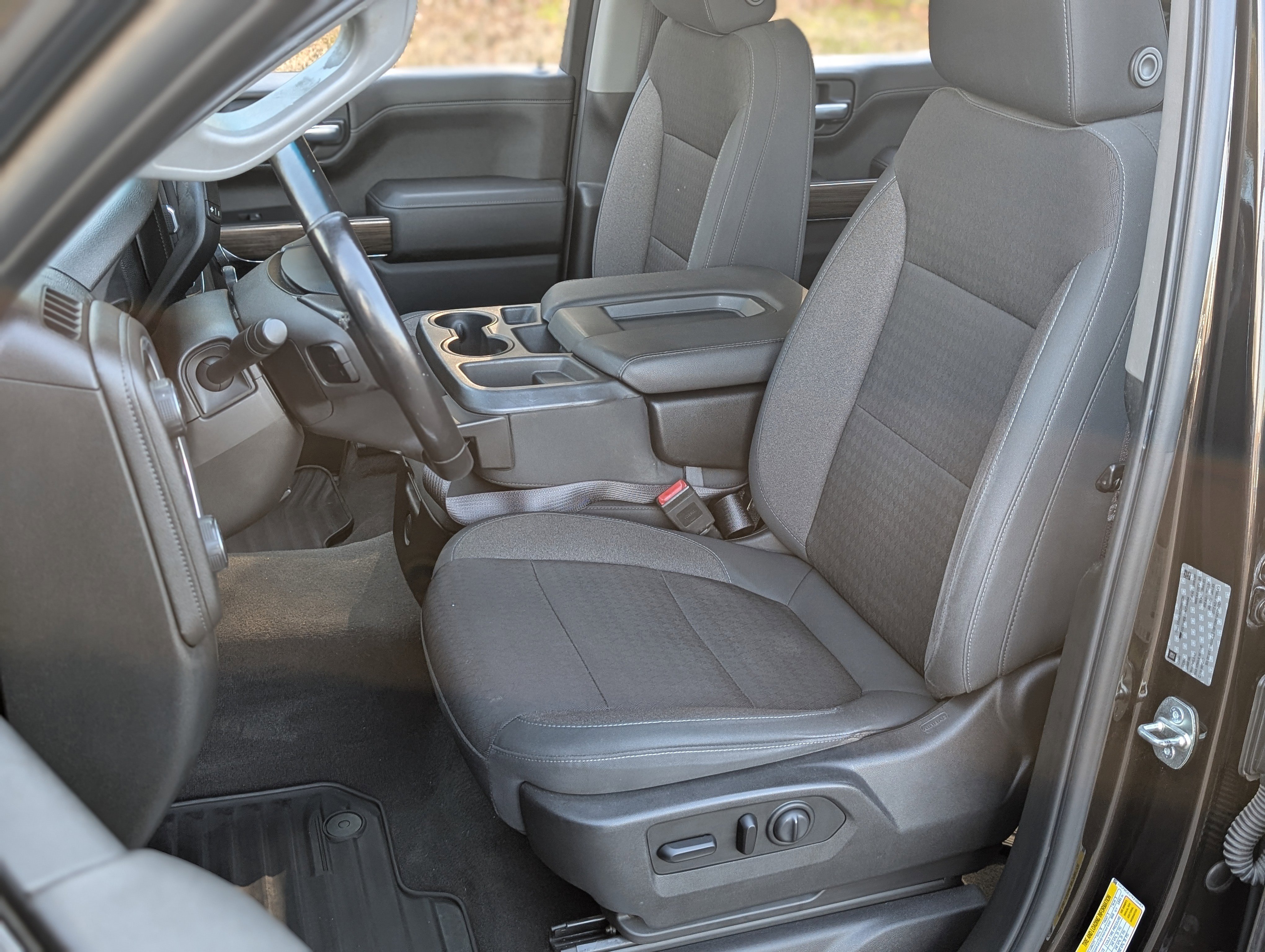 Used 2019 Chevrolet Silverado 1500 RST w/ All-Star Edition RWD image 16