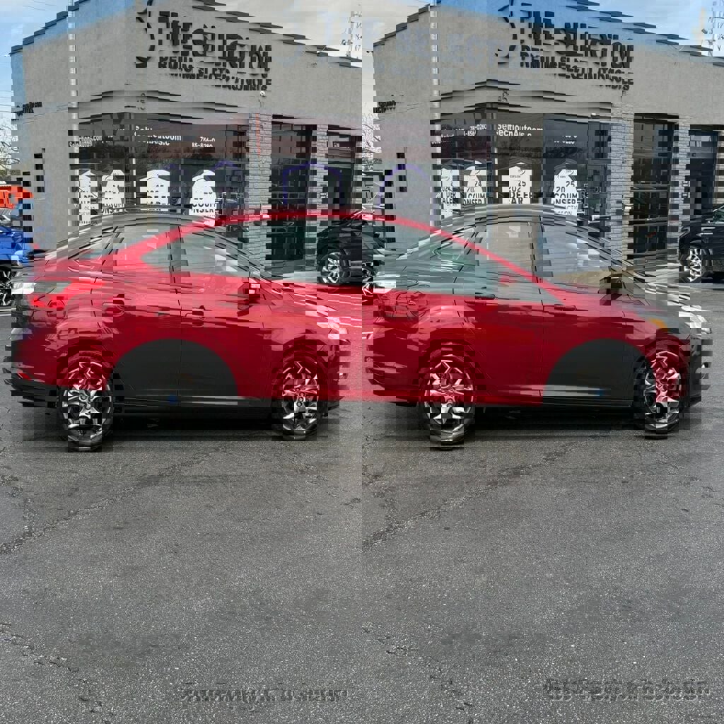 Used 2014 Ford Focus SE w/ Equipment Group 201A image 19