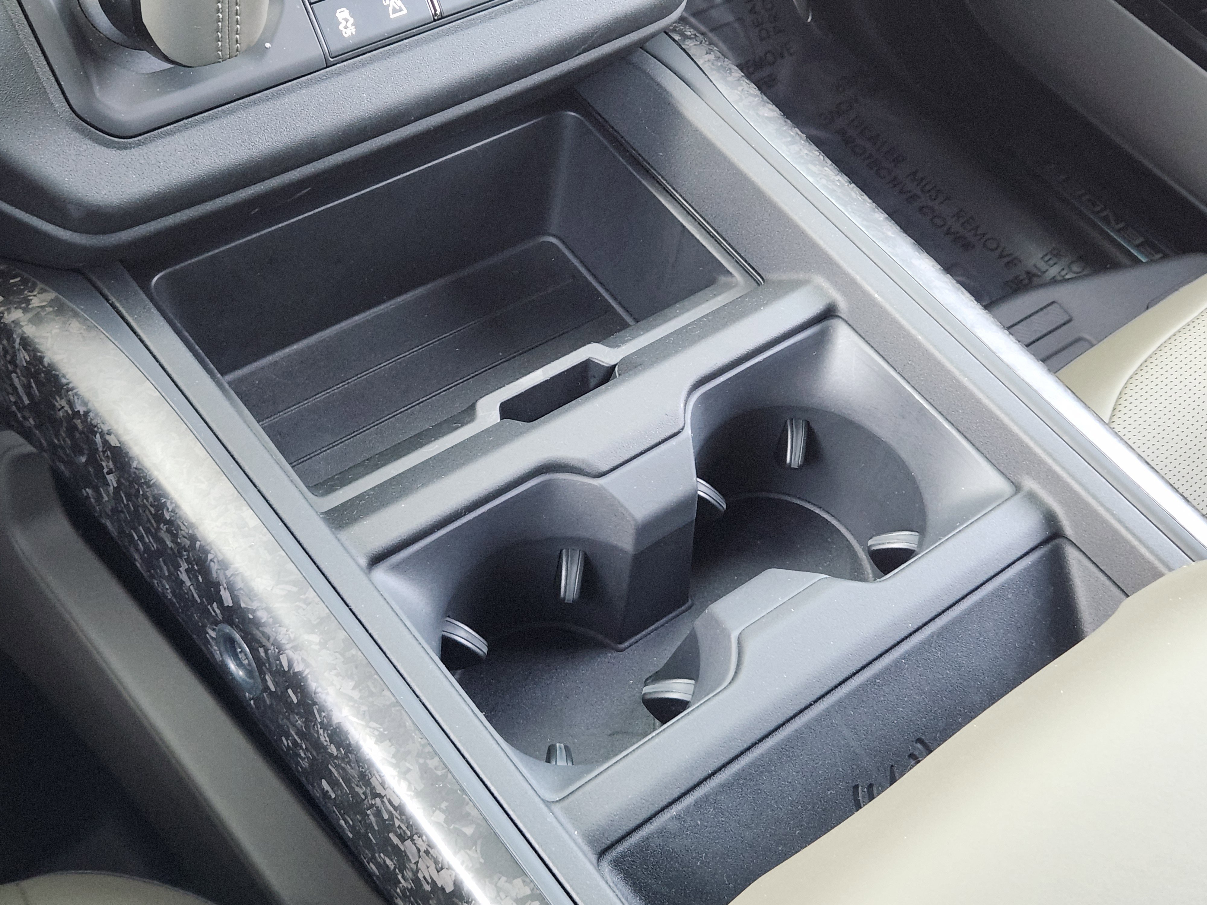 Certified 2025 Land Rover Defender 110 image 22