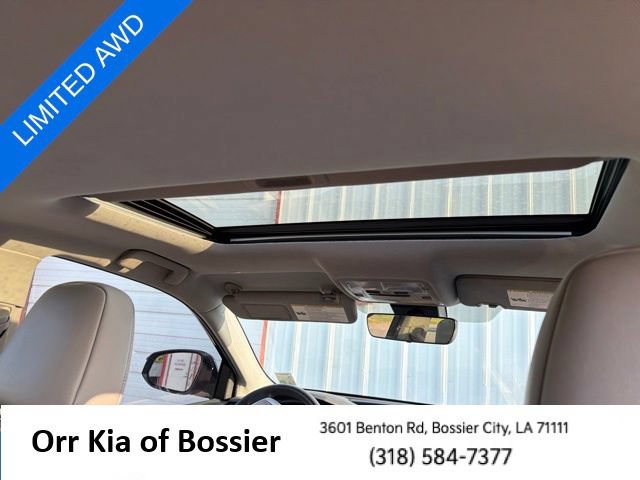 Used 2019 Toyota Highlander Limited w/ Protection Package #3 AWD/4WD image 19