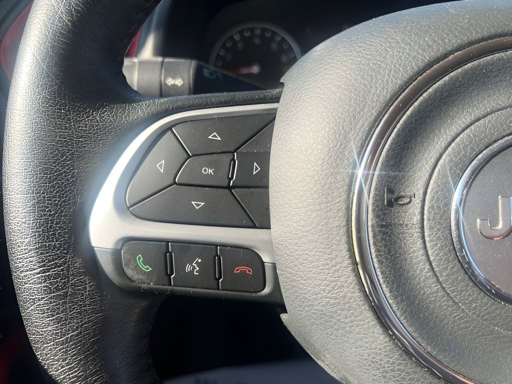Used 2020 Jeep Renegade Trailhawk w/ Cold Weather Group AWD/4WD image 26
