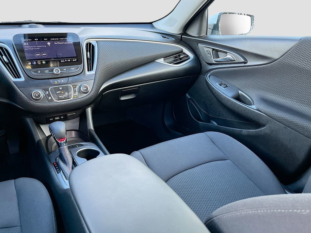 Used 2024 Chevrolet Malibu RS image 22
