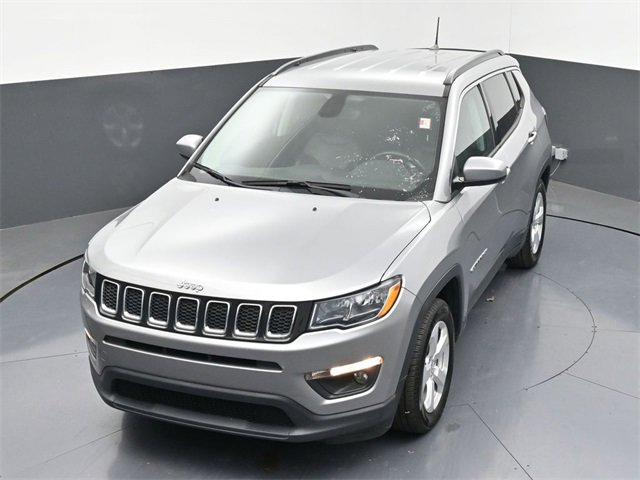 Used 2019 Jeep Compass Latitude image 32