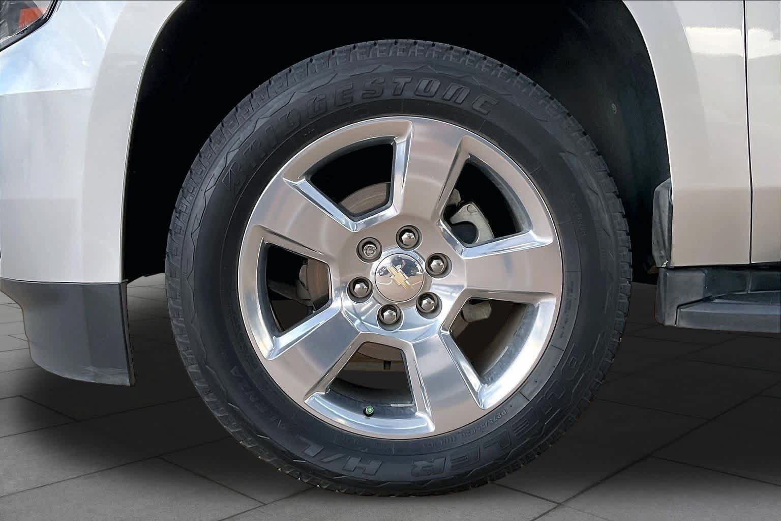 Used 2019 Chevrolet Tahoe LS RWD image 11