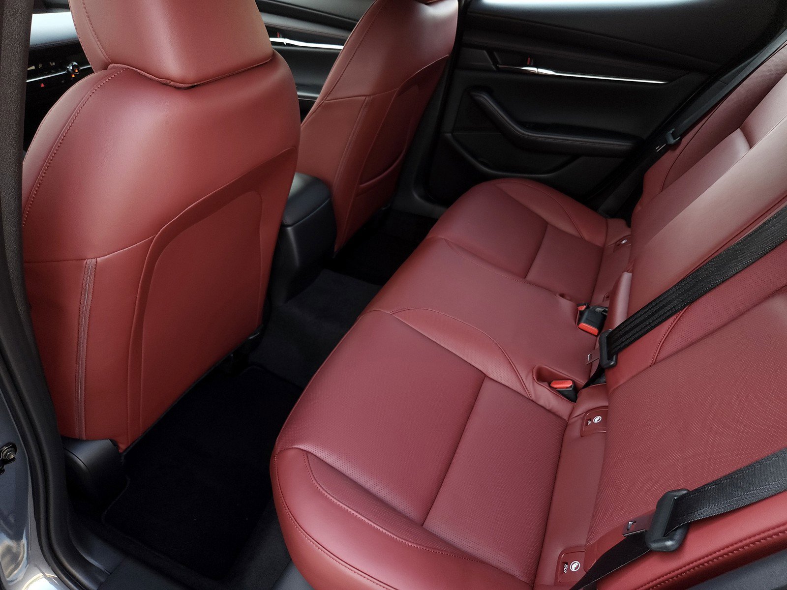 Used 2025 MAZDA MAZDA3 Carbon image 27