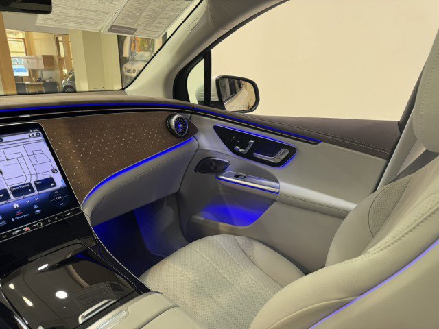 Used 2025 Mercedes-Benz EQE 350+ 4MATIC SUV image 13