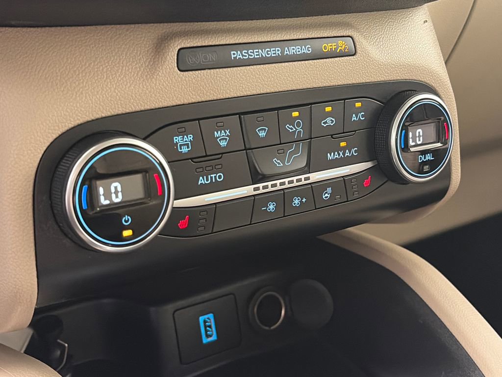 Certified 2020 Ford Escape Titanium image 21