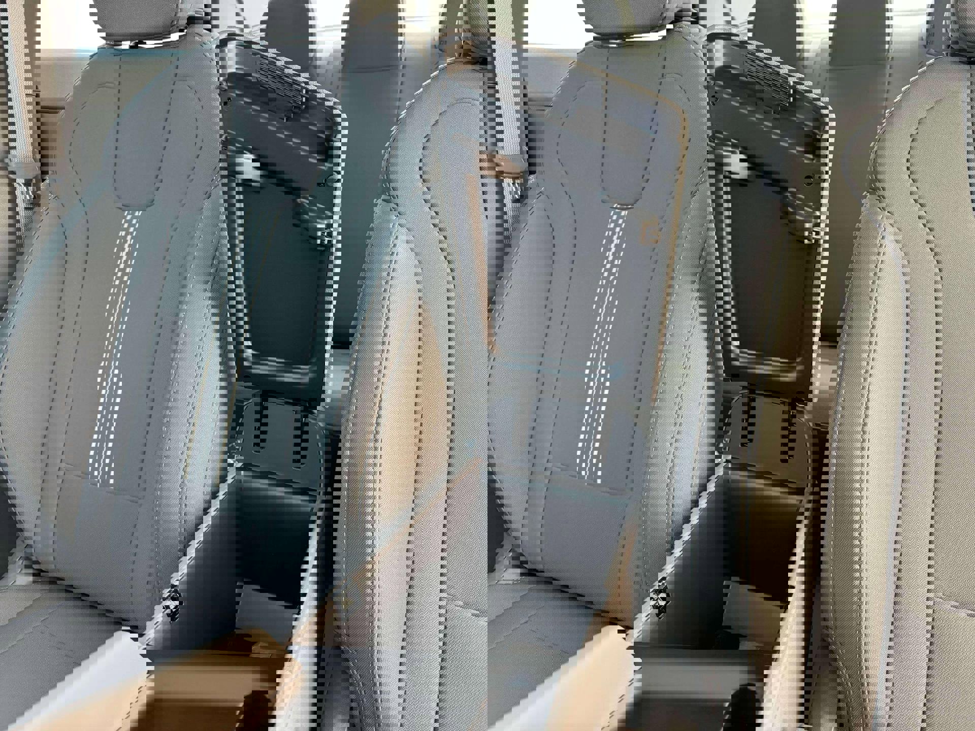 New 2025 Hyundai Elantra Sport image 18