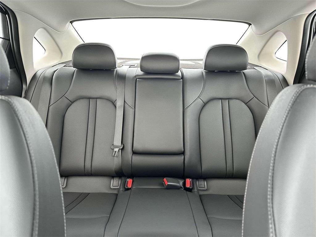 New 2025 Hyundai Sonata Limited image 16