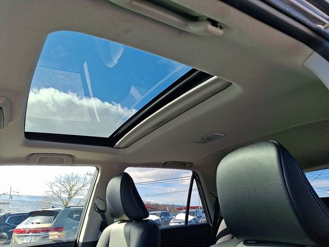 Used 2017 Toyota 4Runner SR5 Premium image 18