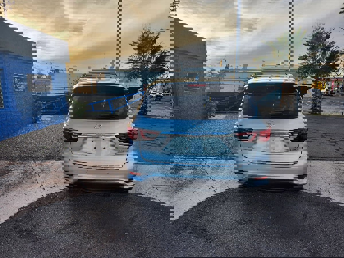 Used 2018 INFINITI QX60 AWD w/ Premium Plus Package image 12