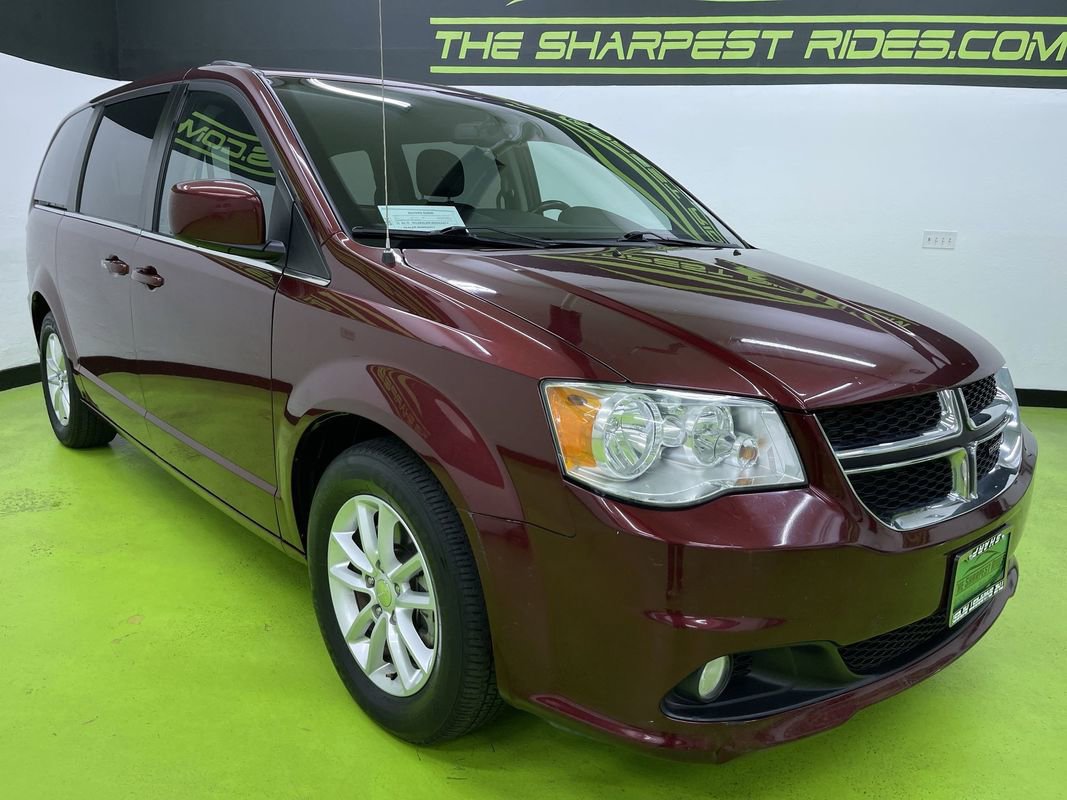 Used 2018 Dodge Grand Caravan SXT image 2