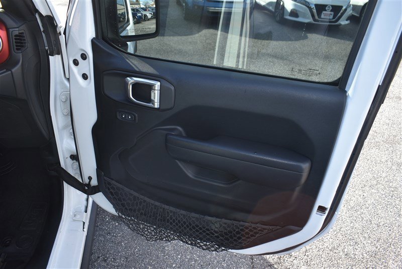 Used 2021 Jeep Wrangler Unlimited Rubicon image 32