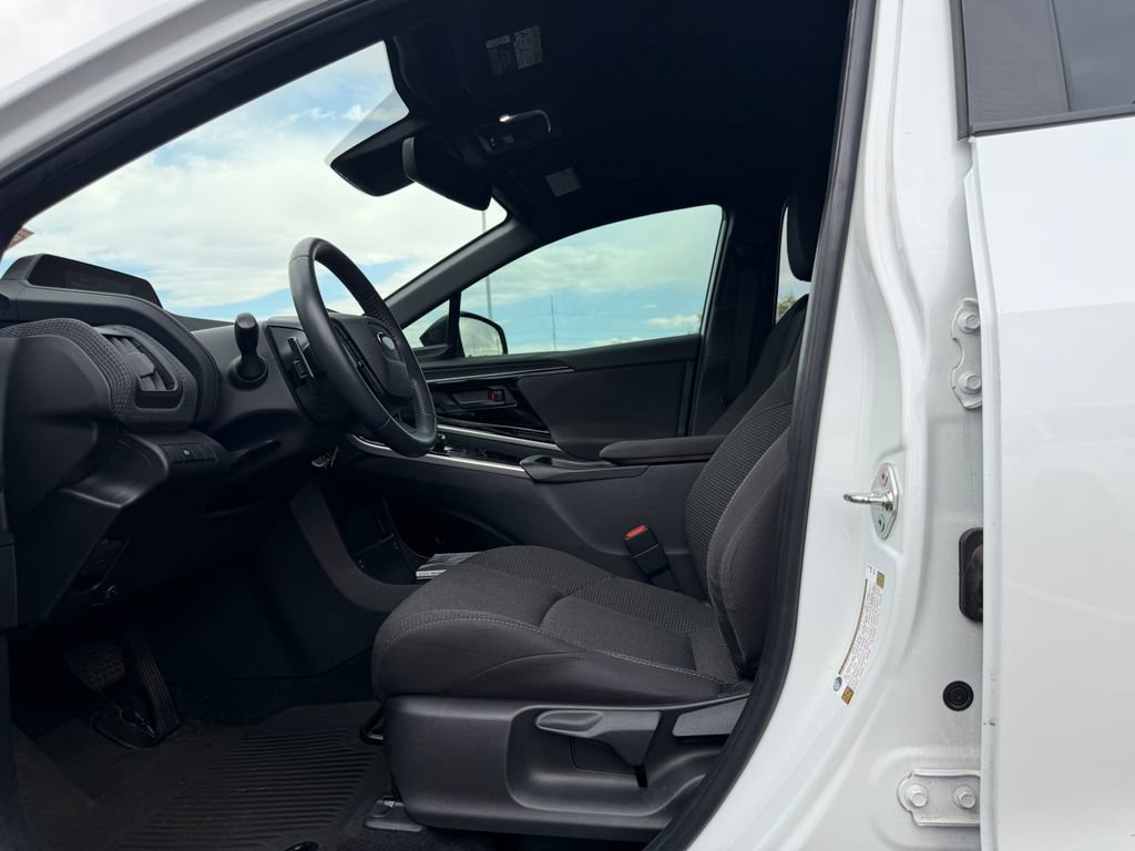 Used 2023 Subaru Solterra AWD image 7
