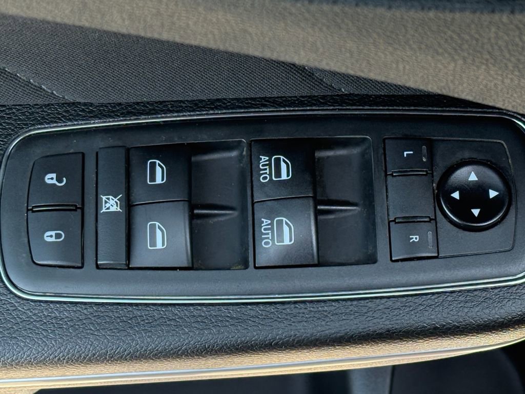 Used 2020 Dodge Charger GT RWD image 13