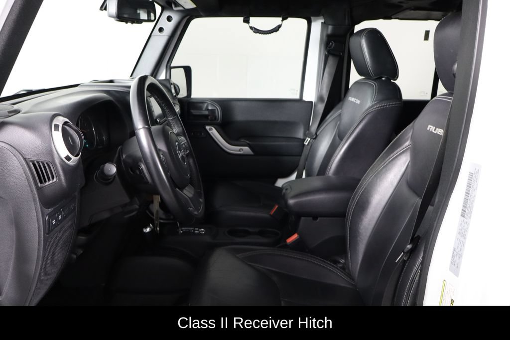 Used 2017 Jeep Wrangler Unlimited Rubicon w/ Connectivity Group AWD/4WD image 14