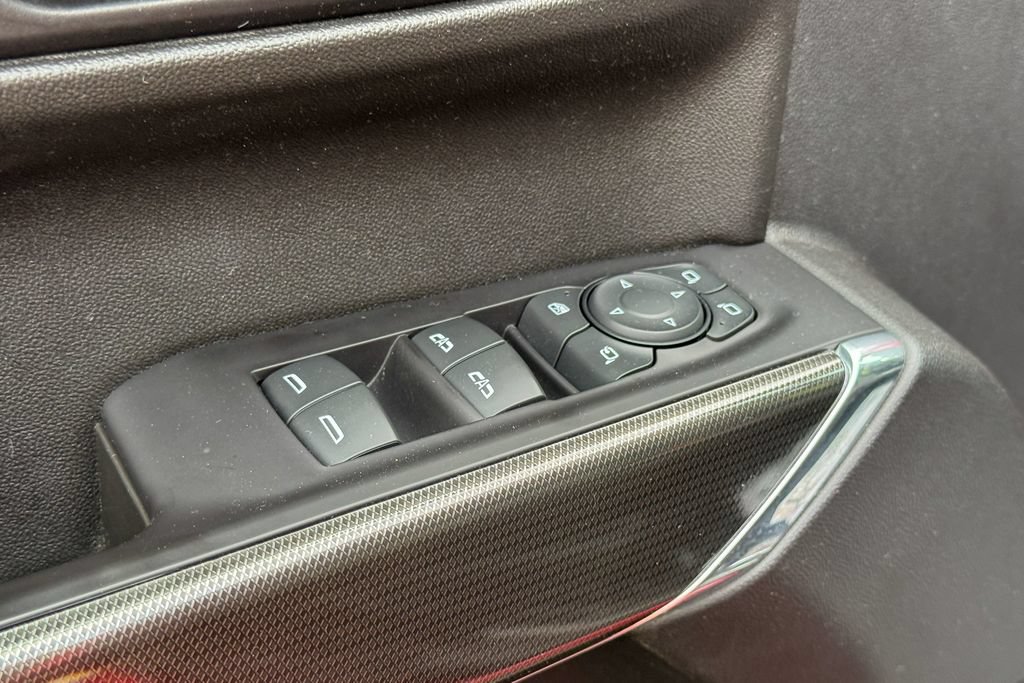 Used 2021 GMC Sierra 1500 AT4 w/ AT4 Preferred Package AWD/4WD image 32