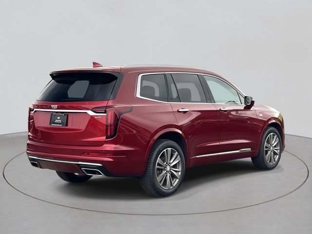 Used 2022 Cadillac XT6 Premium Luxury w/ LPO, Floor Liner Package AWD/4WD image 5