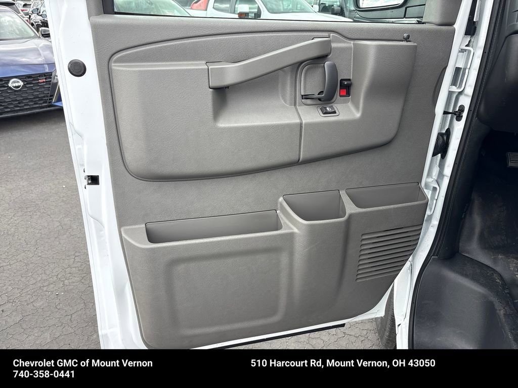 New 2026 Chevrolet Express 2500 Extended w/ Driver Convenience Package RWD image 12