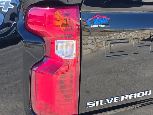 Used 2025 Chevrolet Silverado 2500 LT w/ Convenience Package image 10