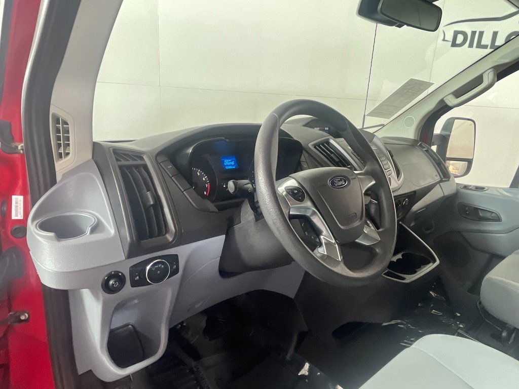 Used 2015 Ford Transit 150 XLT image 15