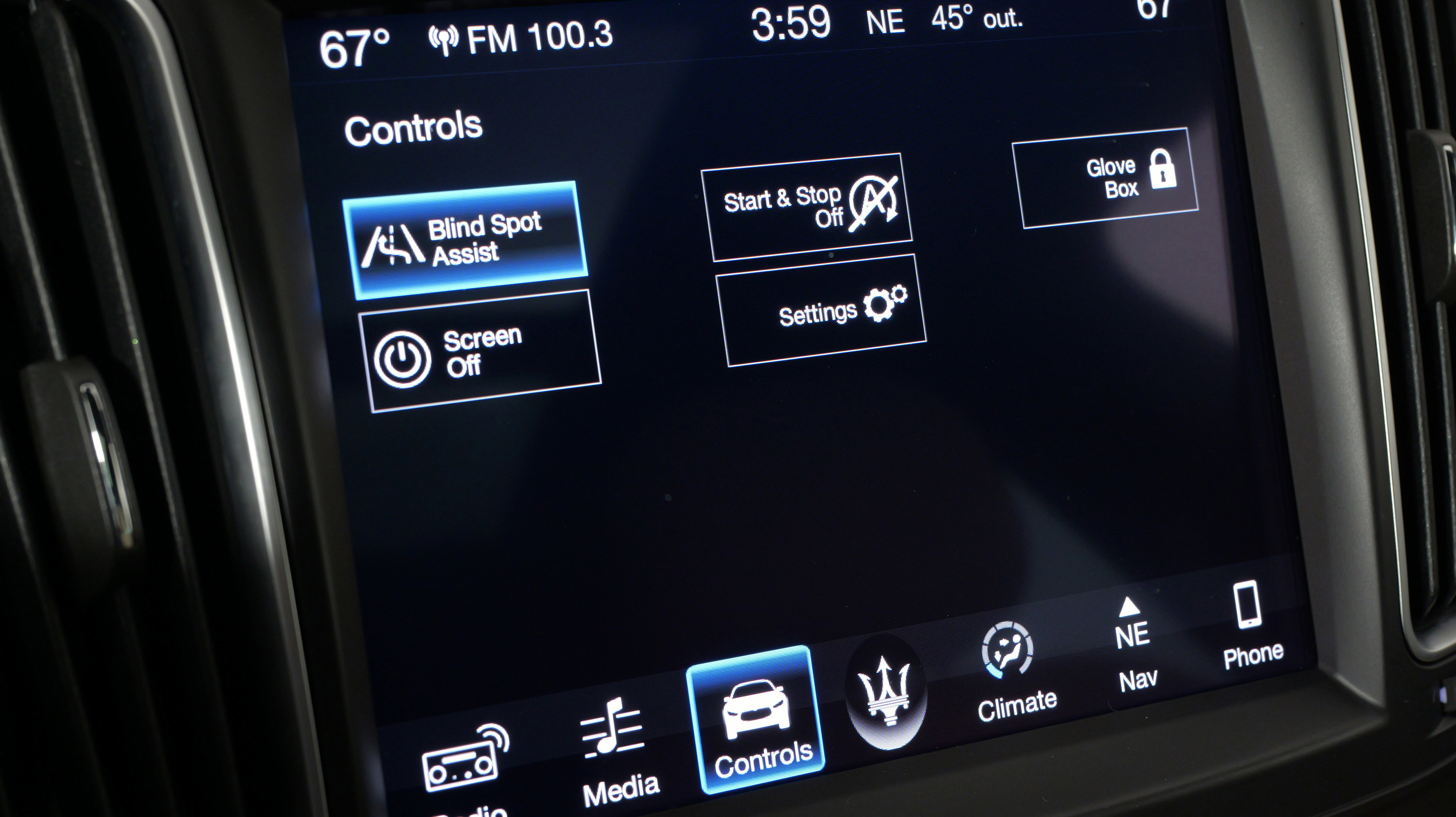 Used 2018 Maserati Levante image 50